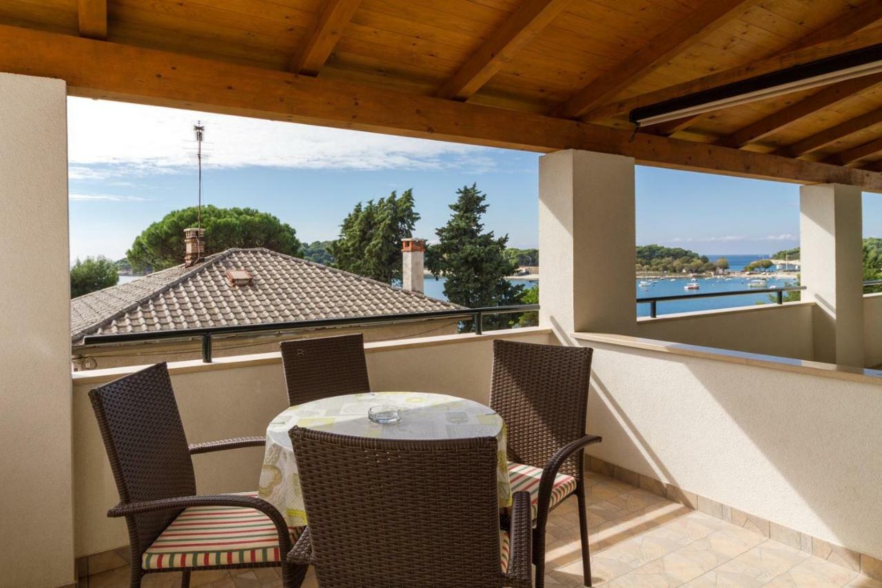 Apartments Tonka Near Beach And Sea Pula Extérieur photo